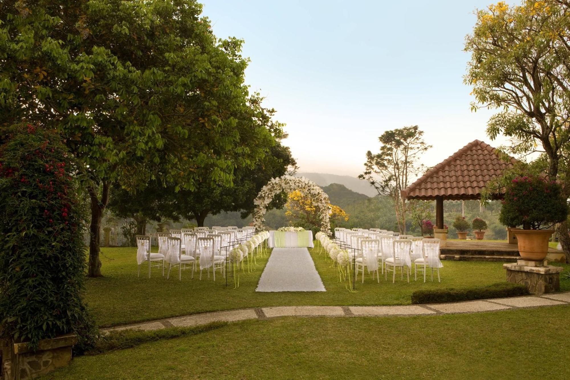 Sheraton Bandung Hotel & Towers Dış mekan fotoğraf