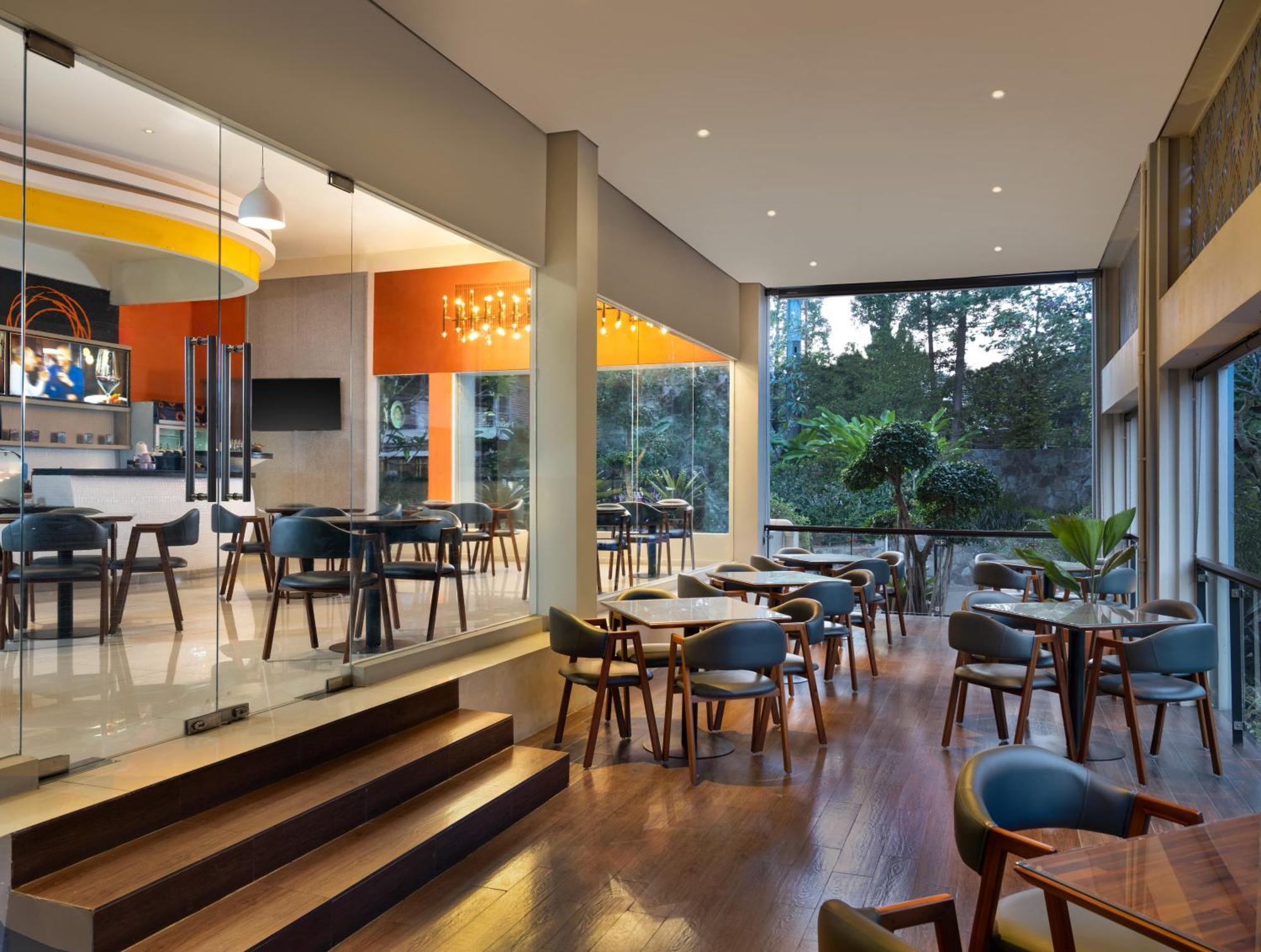 Sheraton Bandung Hotel & Towers Dış mekan fotoğraf