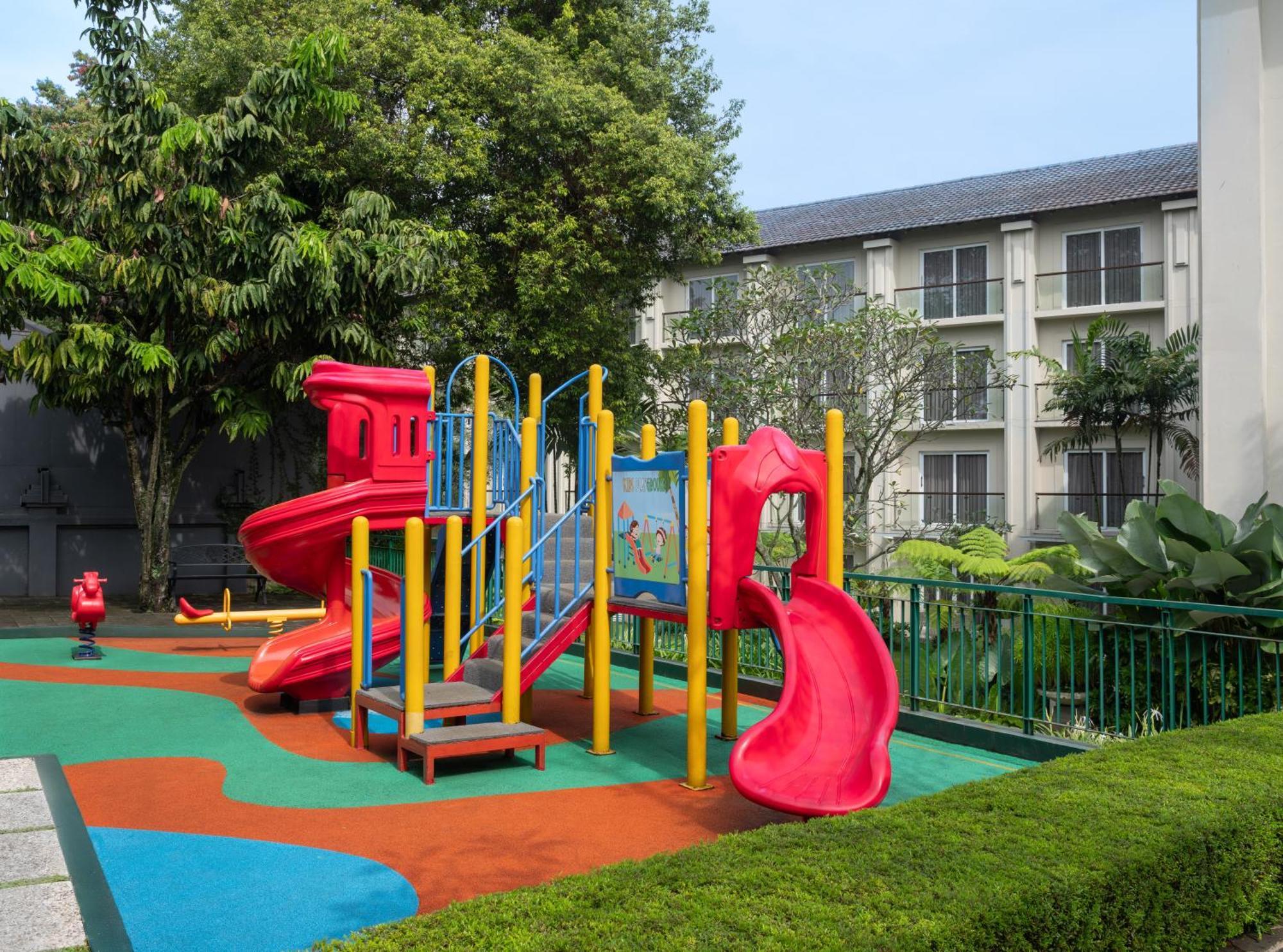 Sheraton Bandung Hotel & Towers Dış mekan fotoğraf